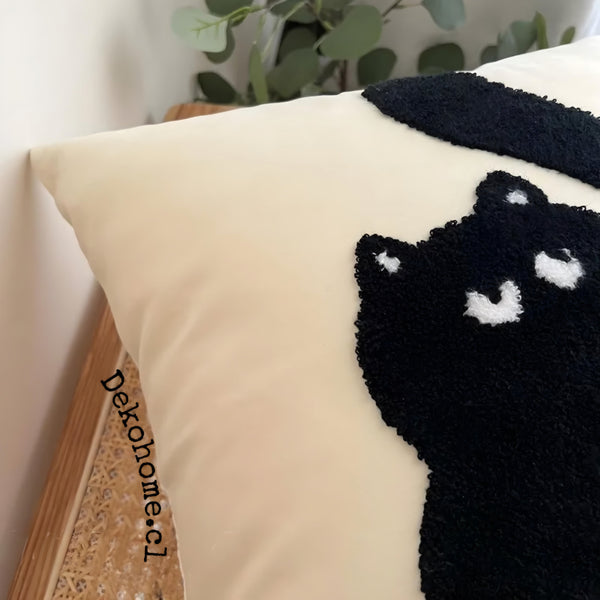 Funda Bordada Cat Negra