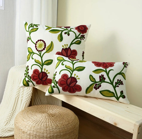 Funda bordada rectangular Flores Rojas