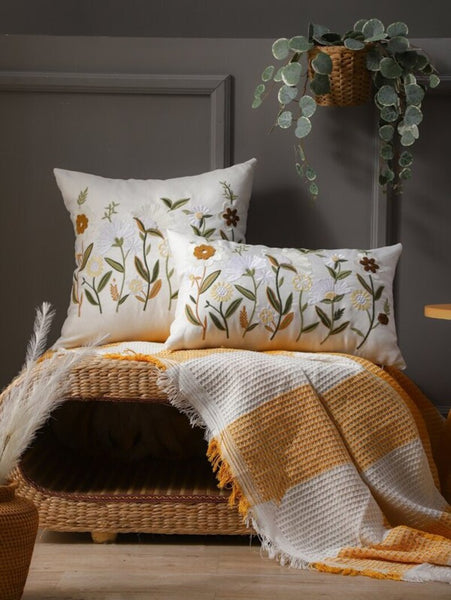 Funda cojín bordada Flores