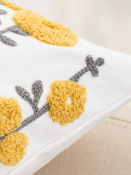 Funda cojín bordada