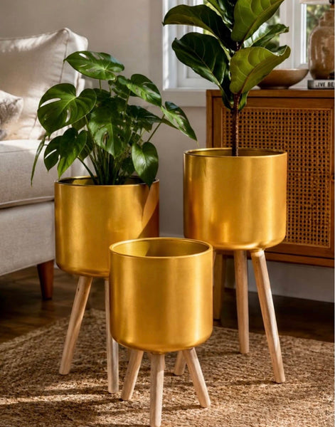 Trio de maceteros dorado