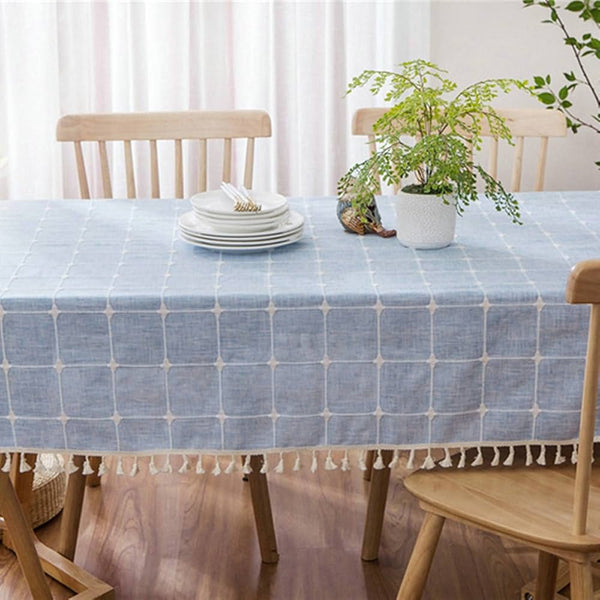 Mantel con flecos celeste 140x220cm