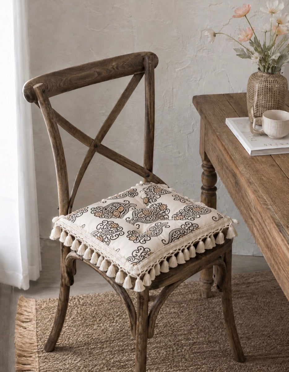 Cojín boho flecos beige 43x43cm