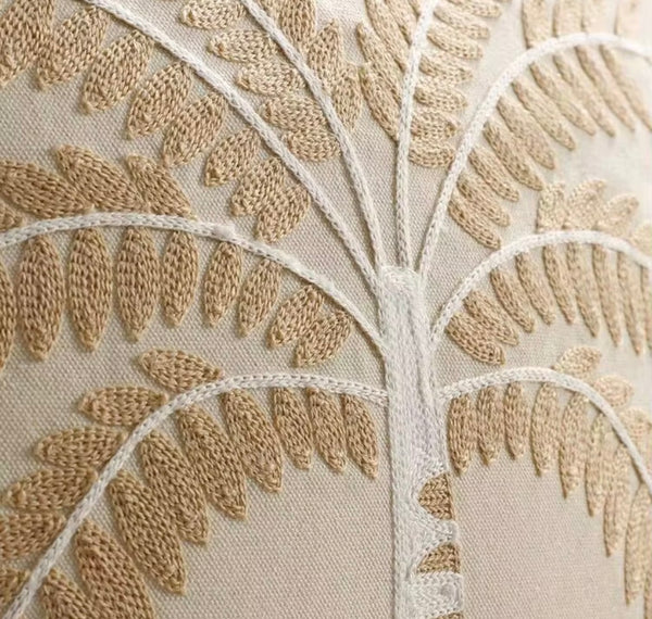 Funda cojín bordada palmera