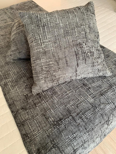 Piecera chenille + 02 fundas de cojín Gris