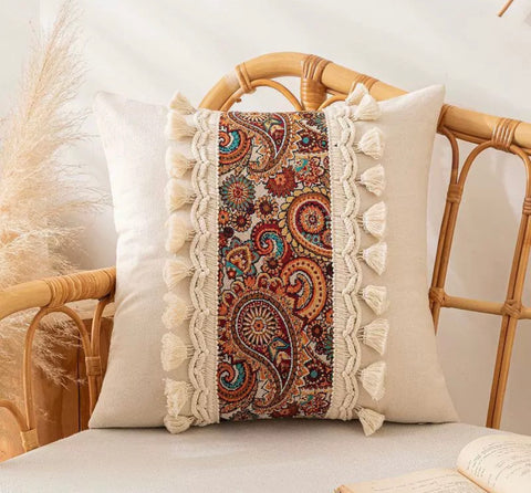 Funda cojín marruecos con borlas 2