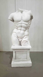 Escultura resina torso masculino