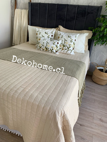 Cubrecama King beige