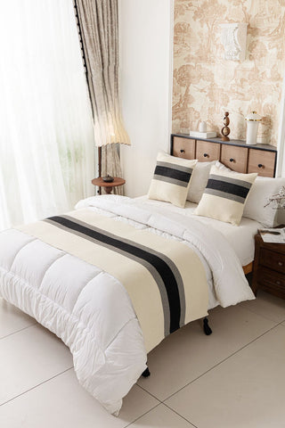 Set piecera Crucero negra + 02 fundas de cojín