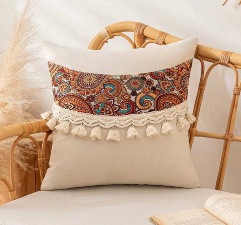 Funda cojín marruecos con Borlas
