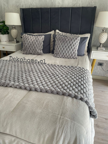 Piecera cerrillos + 02 fundas de cojín gris