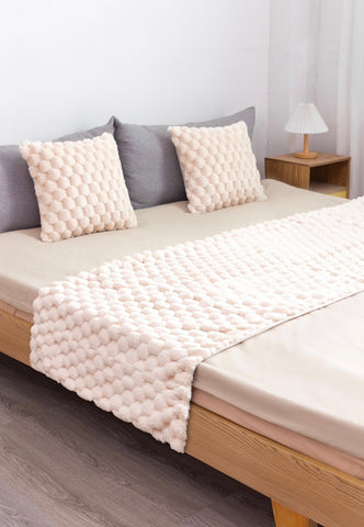 Piecera cerrillos + 02 fundas de cojín beige