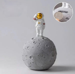 Astronauta sobre la luna