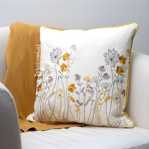 Funda cojín bordada flores amarilla